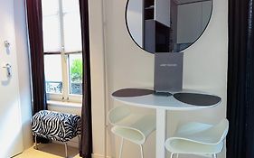 Studio Design Nuee Bleue Tout Equipe Centre Ville